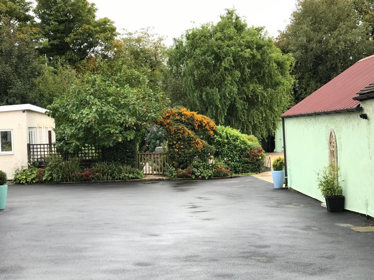 The Hawthornes Licensed Guest House Knottingley Exterior photo